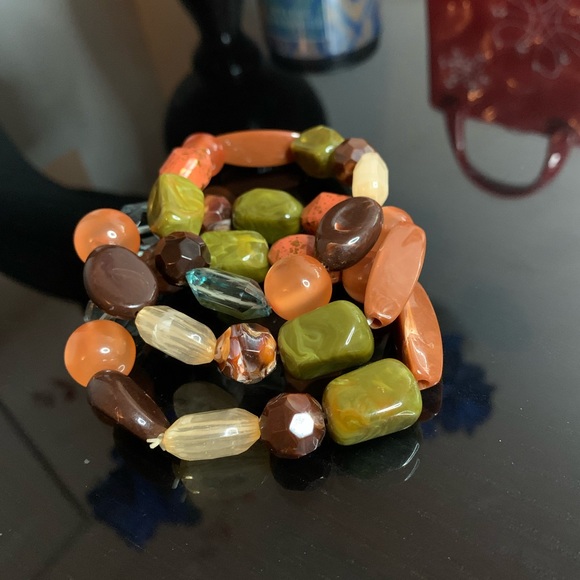 Classy&Vintage 3 beads bracelets🤎 - Picture 2 of 5